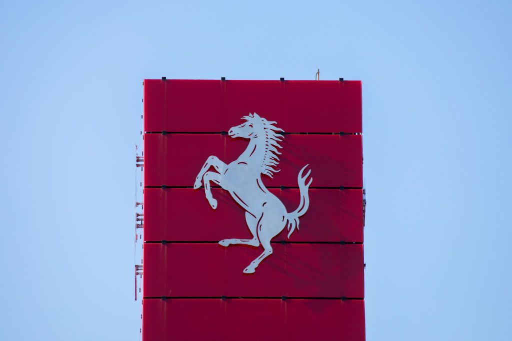 Ferrari Luce, la prima elettrica di Maranello è molto più di una supercar