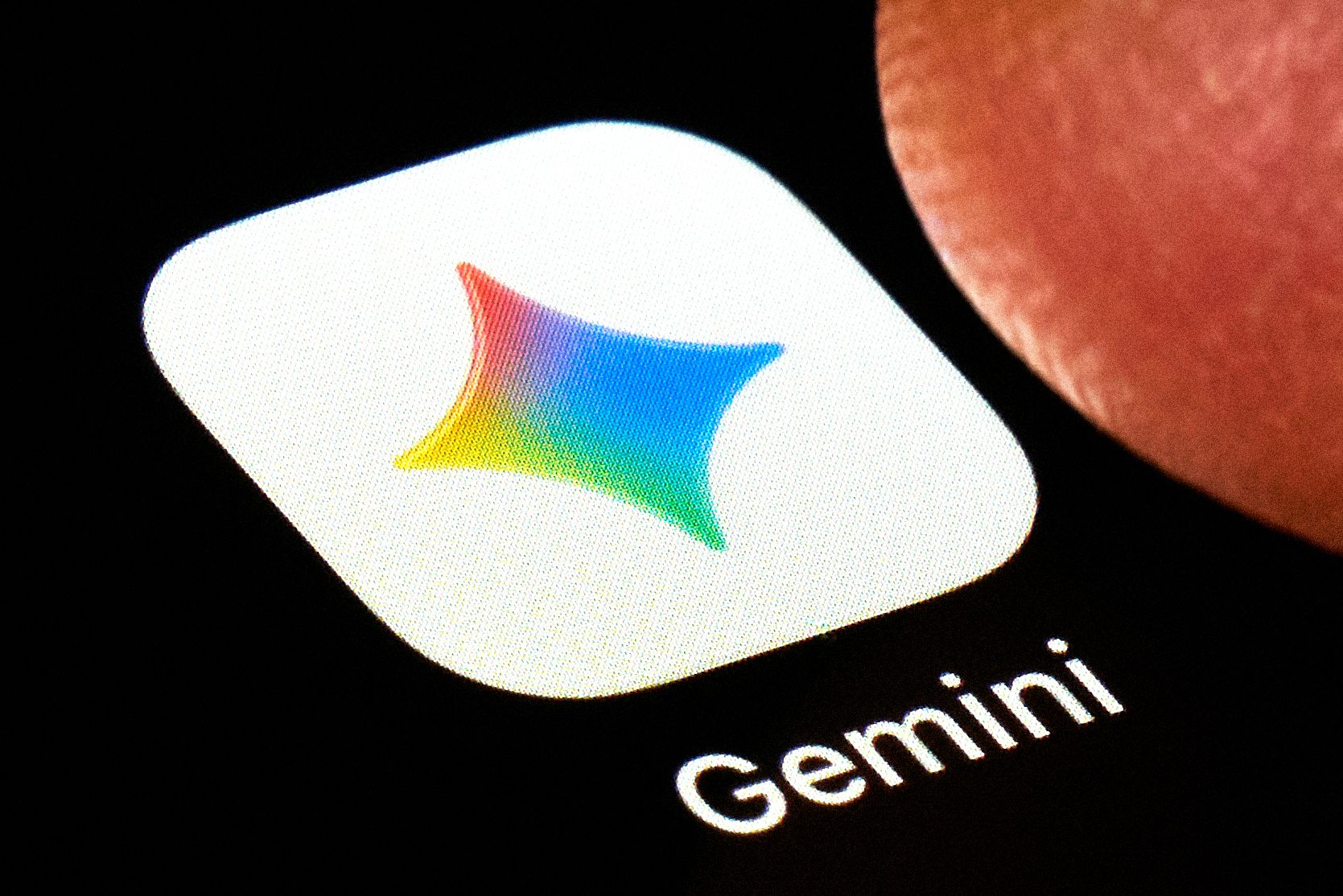 Come creare il vostro clone AI fotorealistico con la nuova funzione avatar di Gemini